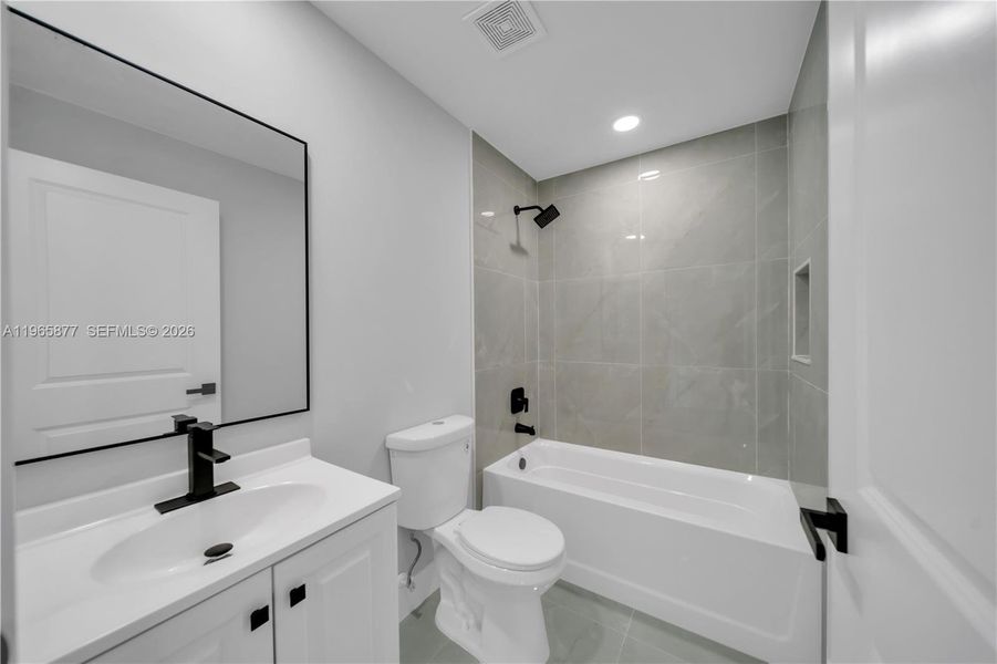 Furnished interior view inside a new home in , Lehigh Acres (Image 5). Furnished interior view inside a new home in , Lehigh Acres (Image 5).