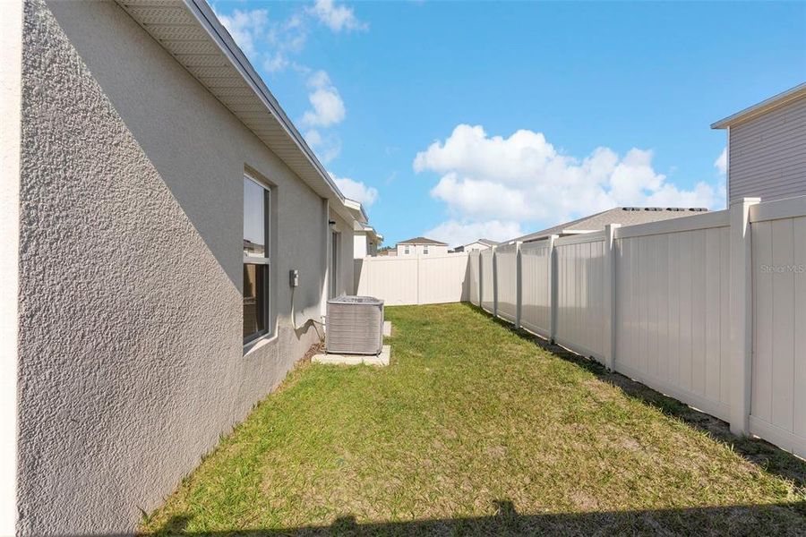 Exterior details and patio area of a home in Sumter Villas, Sumterville (Image 22).