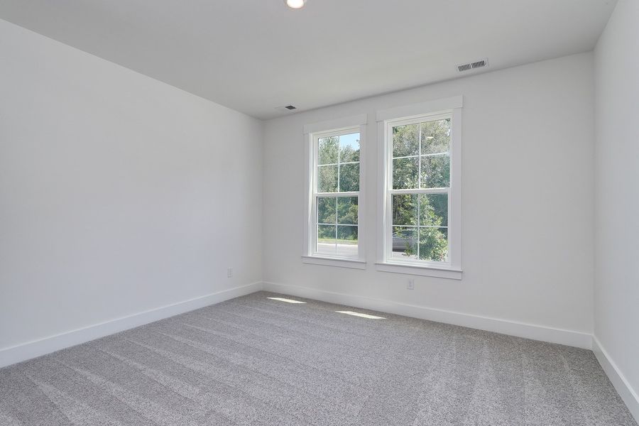 Spacious, unfurnished interior of a new home in Arcadia, Myrtle Beach (Image 32). Spacious, unfurnished interior of a new home in Arcadia, Myrtle Beach (Image 32).