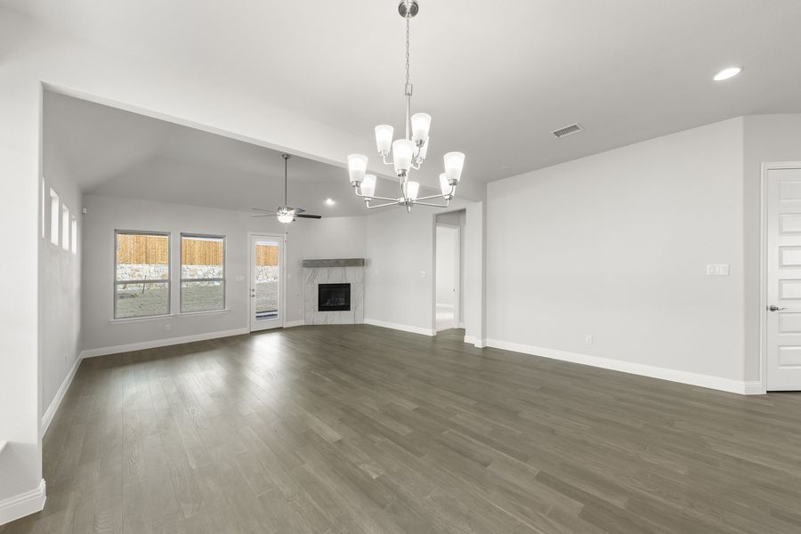Representative unfurnished interior of a home built from the Glen Rose by Windsor Homes in Anna Town Square, Anna (Image 18).