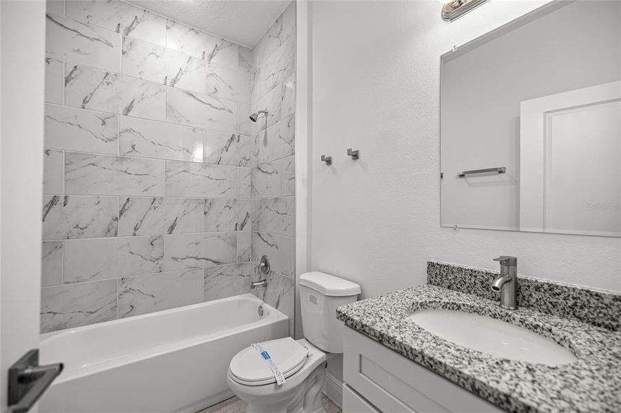 Furnished interior view inside a new home in , Ocala (Image 5).