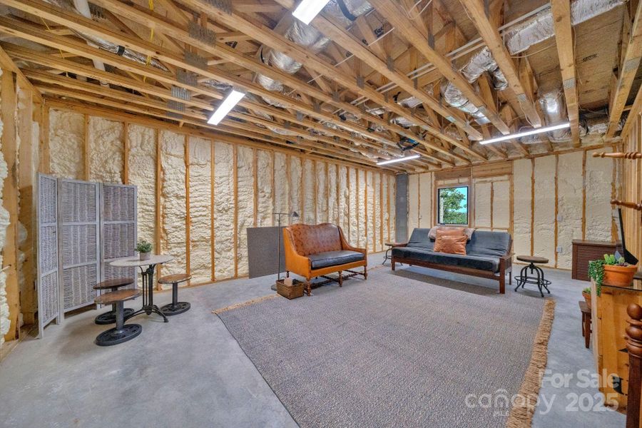 Unfinished 4th bedroom/ flex space