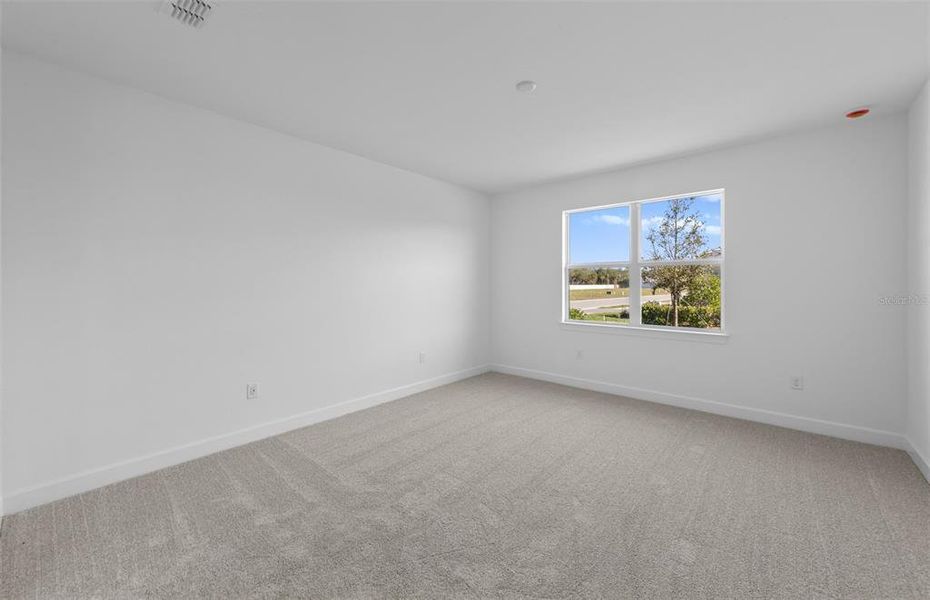 Spacious, unfurnished interior of a new home in Legacy Groves, Nokomis (Image 24).