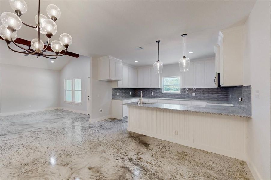 Spacious, unfurnished interior of a new home in , Sunset (Image 10).