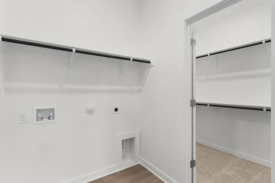 Spacious, unfurnished interior of a new home in Nolina, Georgetown (Image 14).