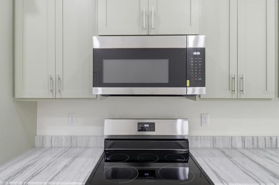 Close-up of interior finishes inside a home in , Weeki Wachee (Image 14).