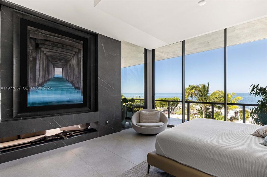 Exterior details and patio area of a home in , Marathon (Image 12).