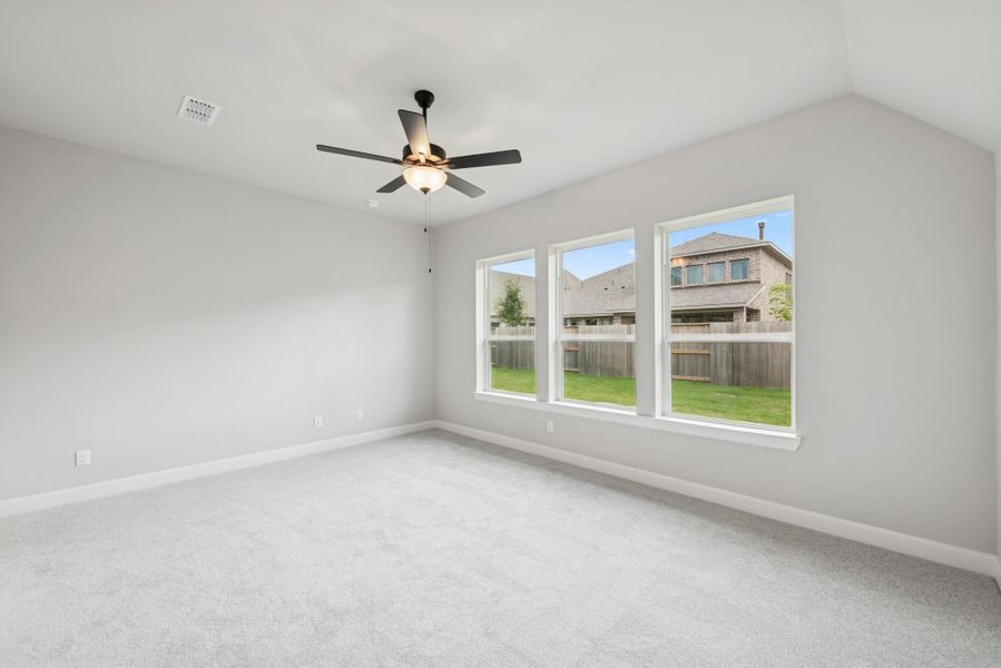 Spacious, unfurnished interior of a new home in Meridiana 55' Homesites, Manvel (Image 21).