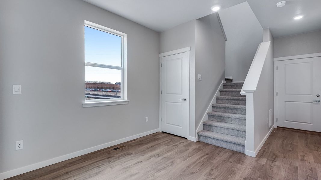Spacious, unfurnished interior of a new home in Horizon Uptown, Aurora (Image 17). Spacious, unfurnished interior of a new home in Horizon Uptown, Aurora (Image 17).