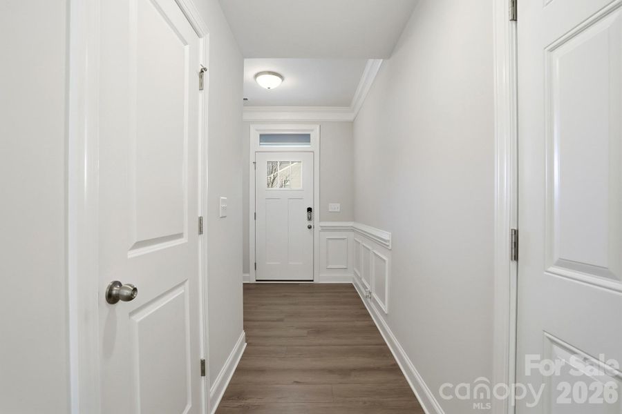 Spacious, unfurnished interior of a new home in Harrisburg Village, Harrisburg (Image 34).