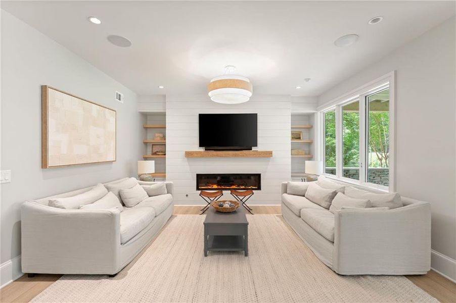 Furnished interior view inside a new home in , Dawsonville (Image 69).