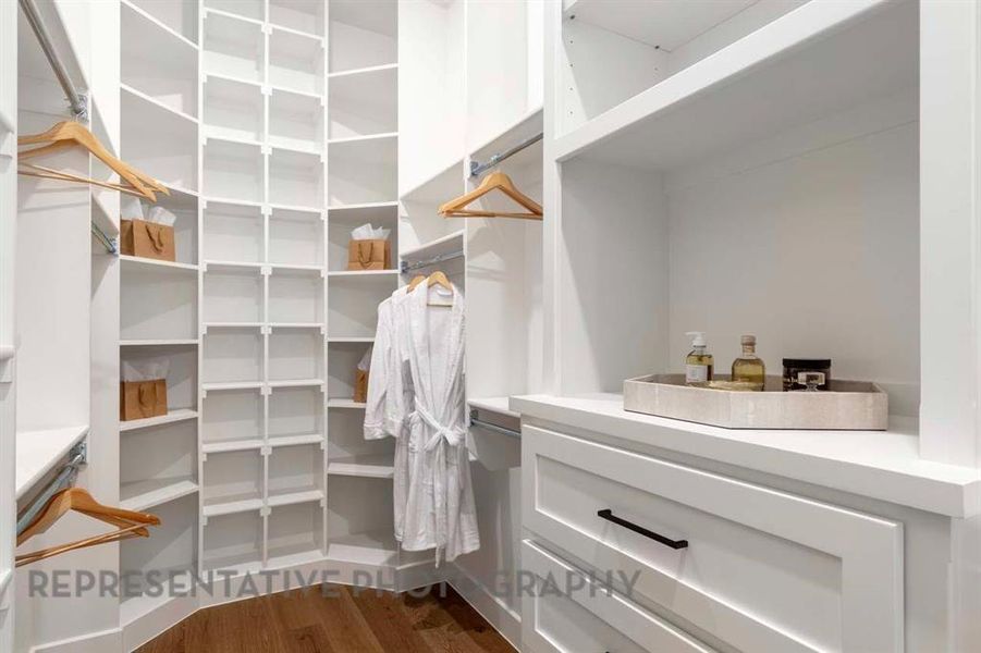 Furnished interior view inside a new home in Star Trail, Prosper (Image 12).