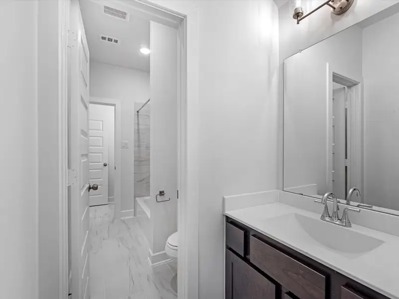 Representative image. Features, specifications, selections and colors may vary. Representative image. Features, specifications, selections and colors may vary.