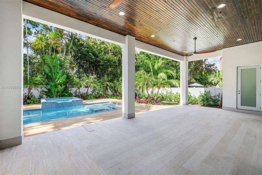 Exterior details and patio area of a home in , Biscayne Park (Image 26).