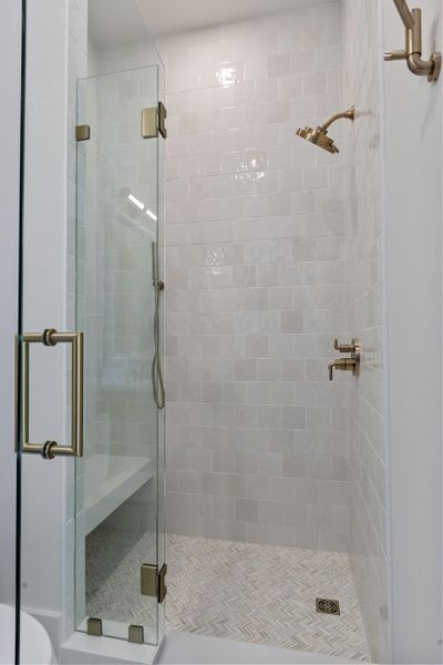 Close-up of interior finishes inside a home in , Charleston (Image 21).