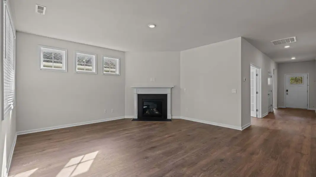 Spacious, unfurnished interior of a new home in Chambray, New Bern (Image 18). Spacious, unfurnished interior of a new home in Chambray, New Bern (Image 18).