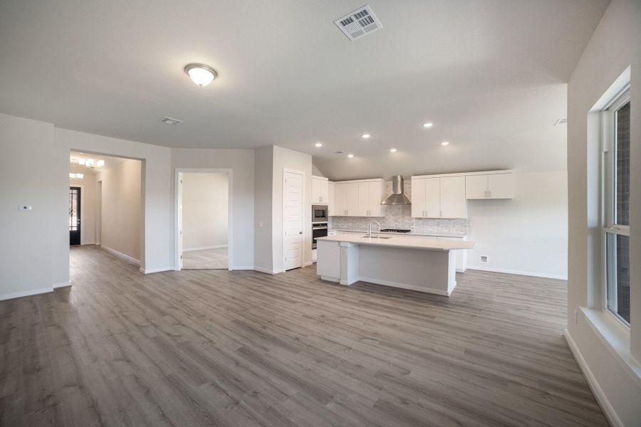 Representative unfurnished interior of a home built from the Cameron by Scott Felder Homes in Prominence, San Antonio (Image 17). Representative unfurnished interior of a home built from the Cameron by Scott Felder Homes in Prominence, San Antonio (Image 17).