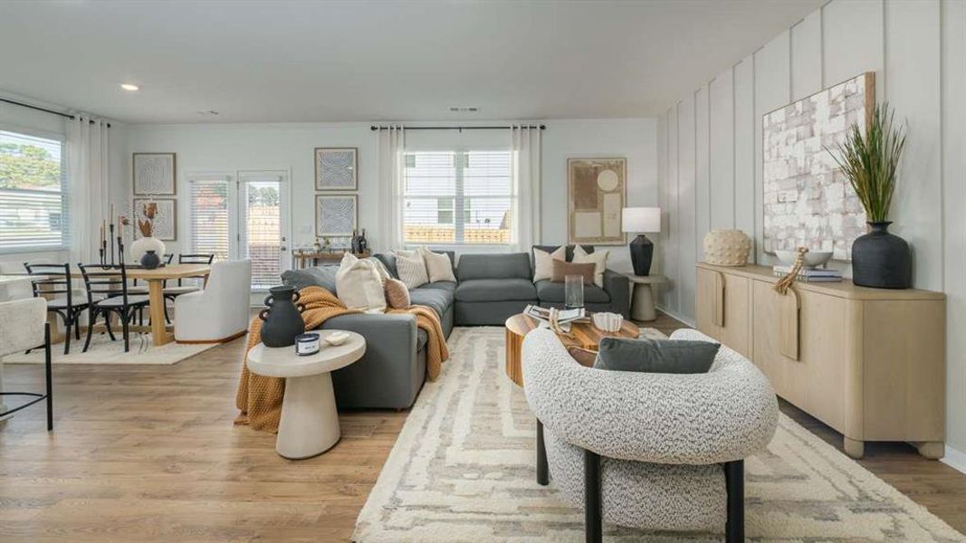 Image 37 of a home in Rosewood Farms.