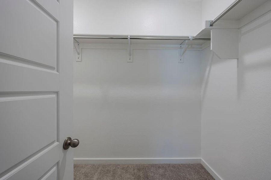 Spacious, unfurnished interior of a new home in Devonshire, Forney (Image 28).