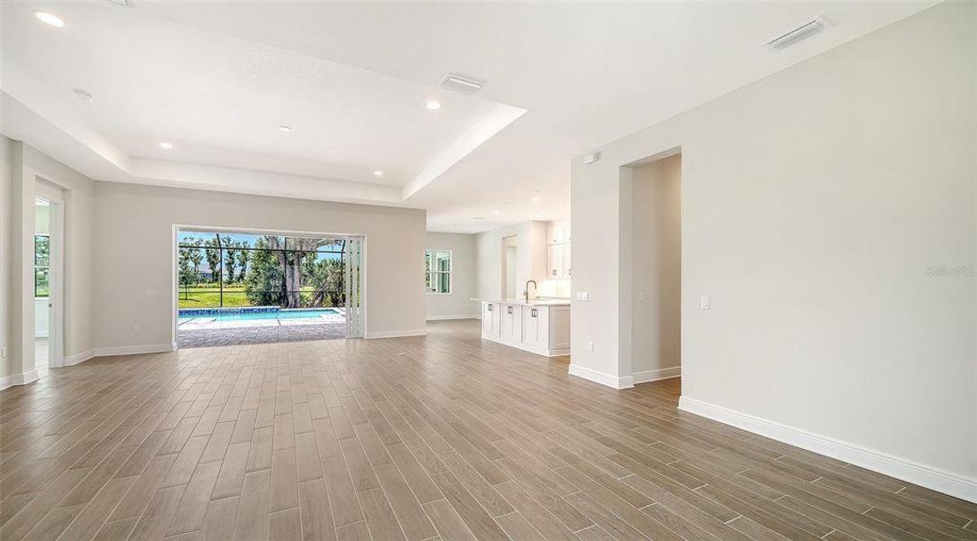 Spacious, unfurnished interior of a new home in Canoe Creek, Parrish (Image 19). Spacious, unfurnished interior of a new home in Canoe Creek, Parrish (Image 19).