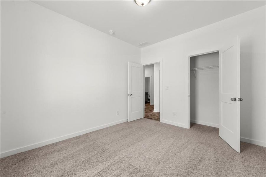 Spacious, unfurnished interior of a new home in Ellington Farms, Statham (Image 24).