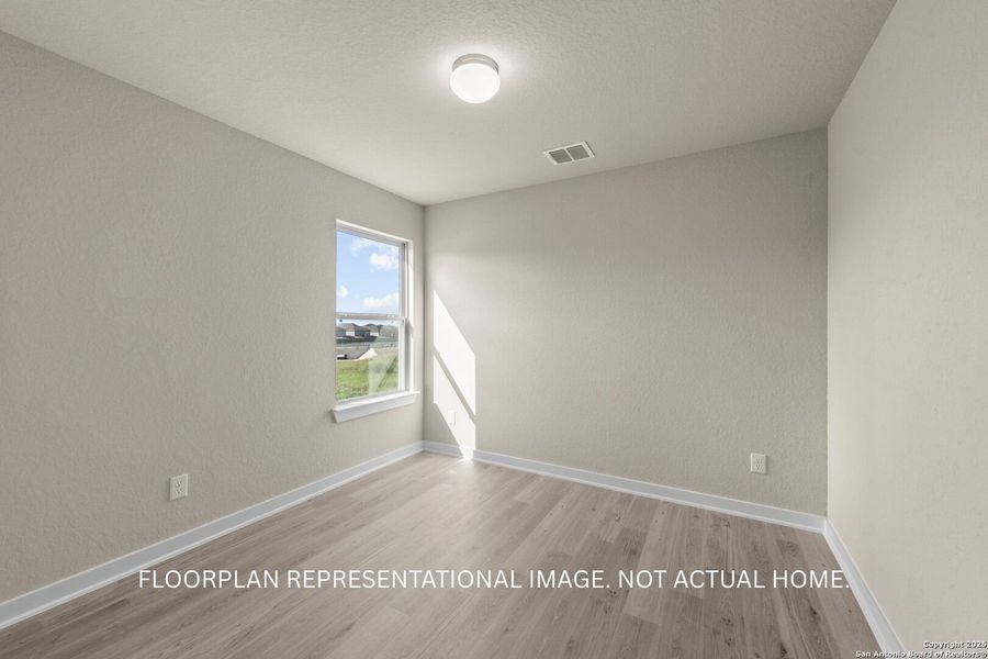 Spacious, unfurnished interior of a new home in Agave, San Antonio (Image 17).