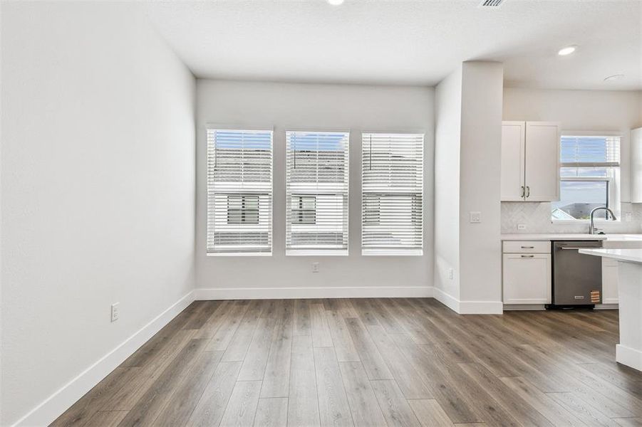Spacious, unfurnished interior of a new home in , Sarasota (Image 25). Spacious, unfurnished interior of a new home in , Sarasota (Image 25).