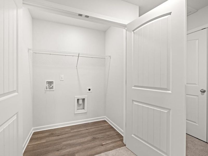 Spacious, unfurnished interior of a new home in Woodbury Park, Atlanta (Image 23). Spacious, unfurnished interior of a new home in Woodbury Park, Atlanta (Image 23).