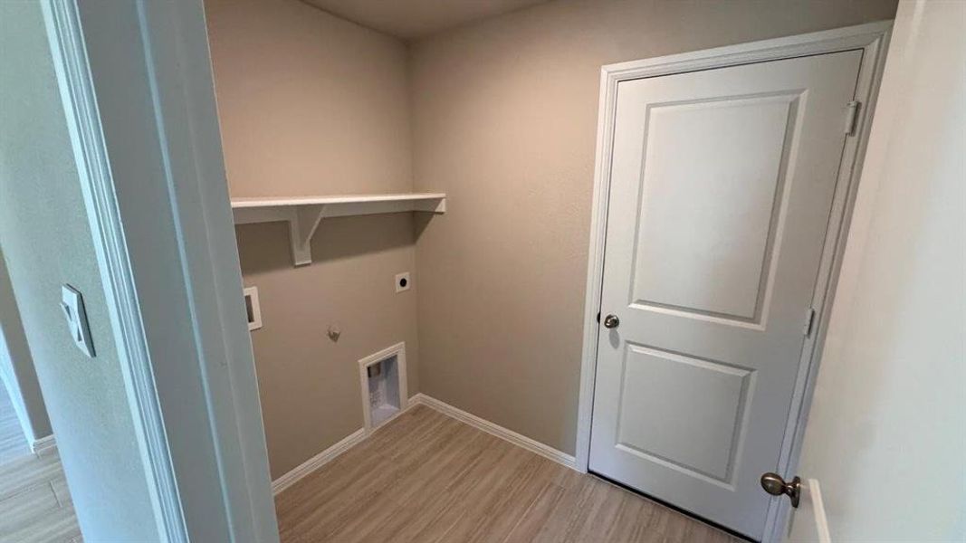 Spacious, unfurnished interior of a new home in Meadowbrook Estates, Cleburne (Image 10). Spacious, unfurnished interior of a new home in Meadowbrook Estates, Cleburne (Image 10).