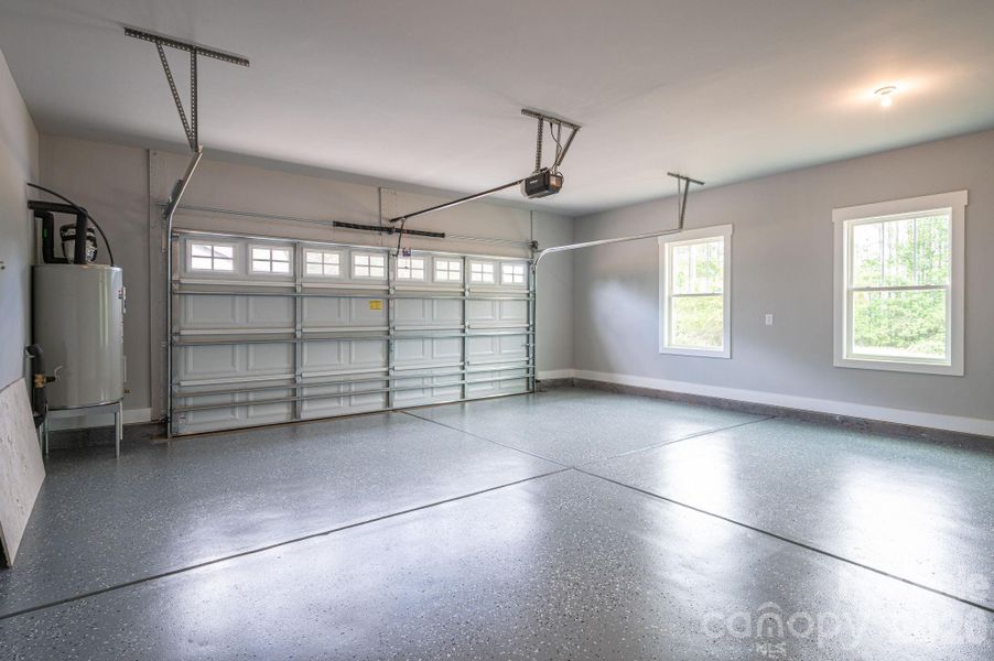 Spacious, unfurnished interior of a new home in , Maiden (Image 34).