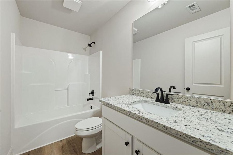 Furnished interior view inside a new home in , Dallas (Image 7).