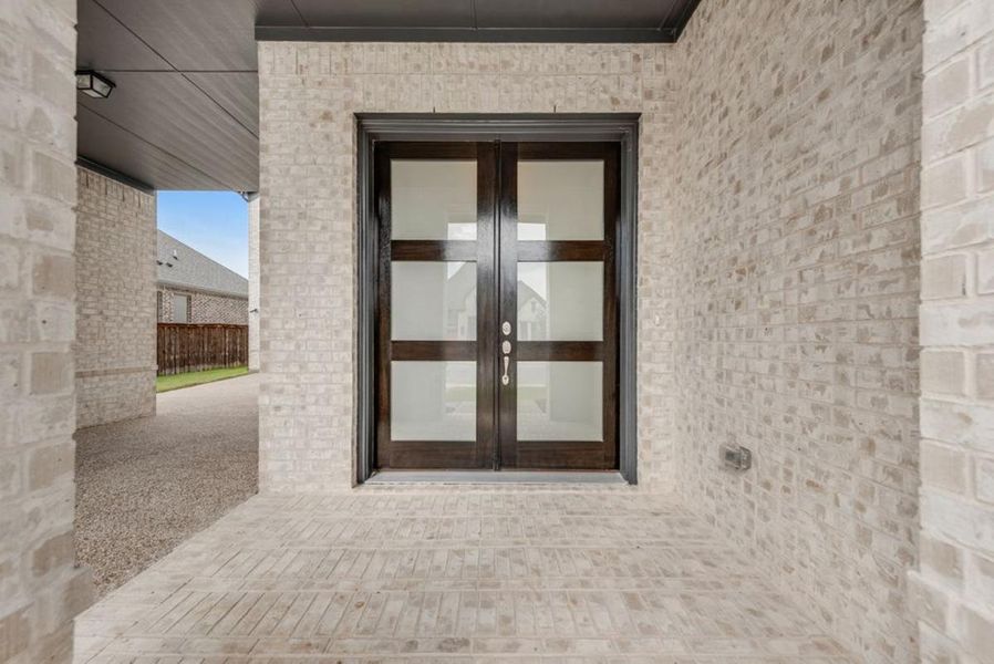 Exterior details and patio area of a home in Somercrest, Midlothian (Image 3). Exterior details and patio area of a home in Somercrest, Midlothian (Image 3).