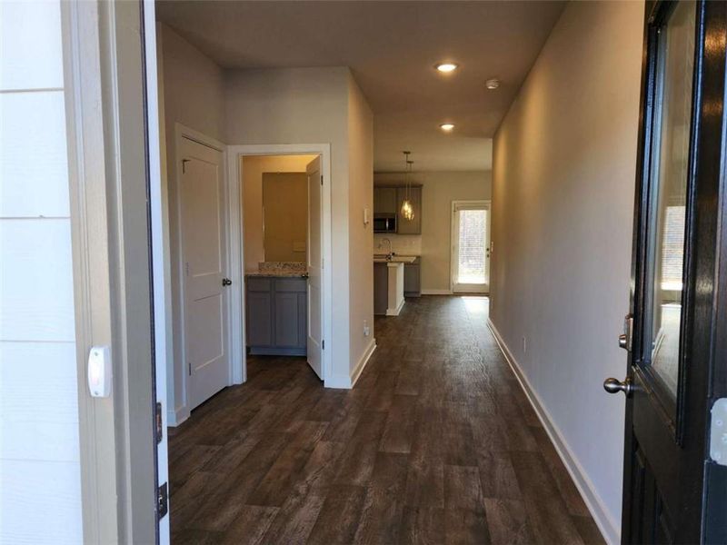 Spacious, unfurnished interior of a new home in Southern Hills, McDonough (Image 18).