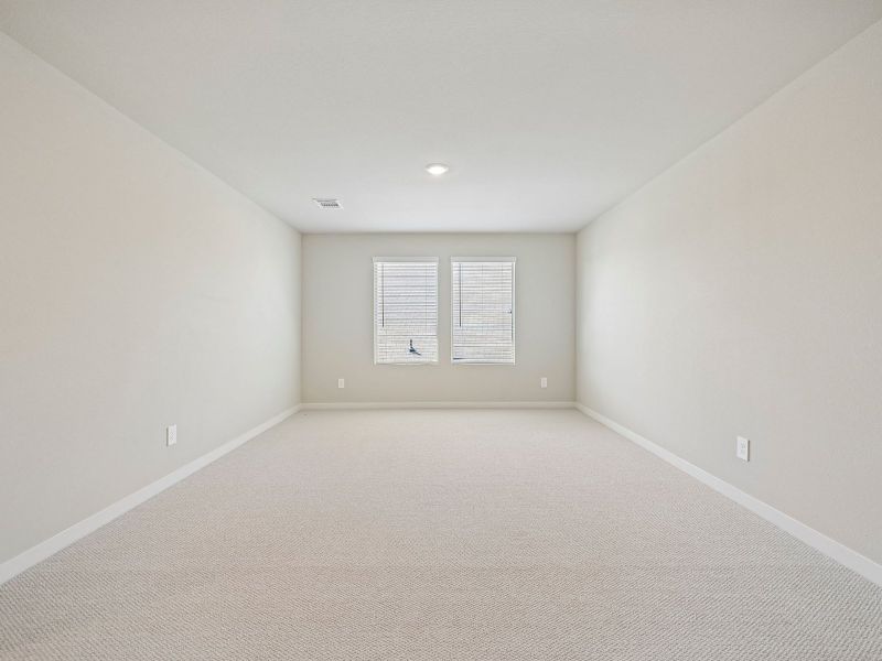 Spacious, unfurnished interior of a new home in Lakehaven - Premier Series, Farmersville (Image 22).