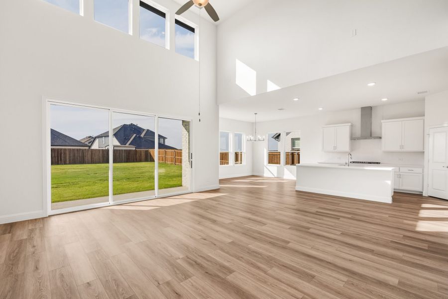 Spacious, unfurnished interior of a new home in Lake Breeze, Lavon (Image 21).