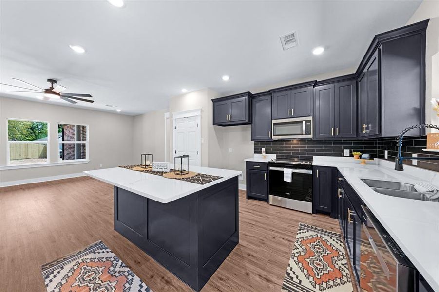 Furnished interior view inside a new home in , Sulphur Springs (Image 15).