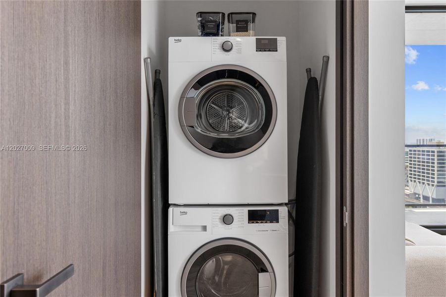 Close-up of interior finishes inside a home in , Miami (Image 21).
