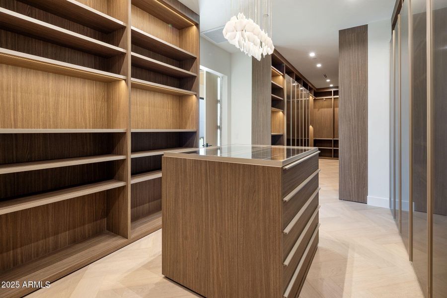 Primary Molenti & C DADA closet