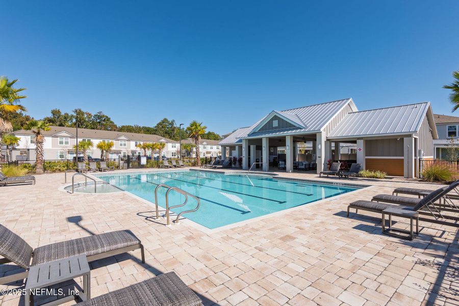 Community amenities in Equinox East, Jacksonville (Image 25).
