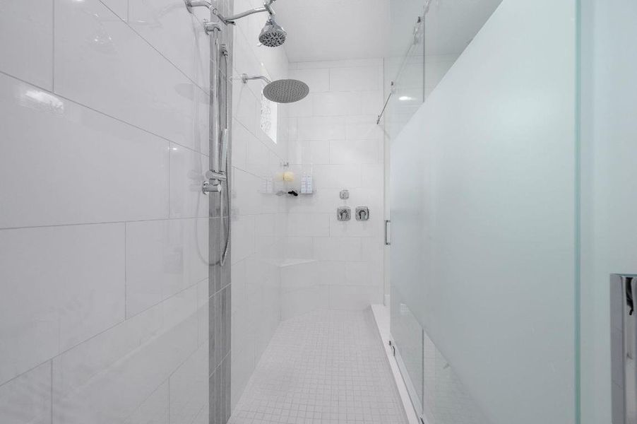 30-web-or-mls-13325 SW Alejandro Ct - 30