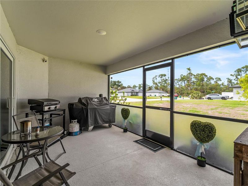 Exterior details and patio area of a home in , Port Charlotte (Image 26).