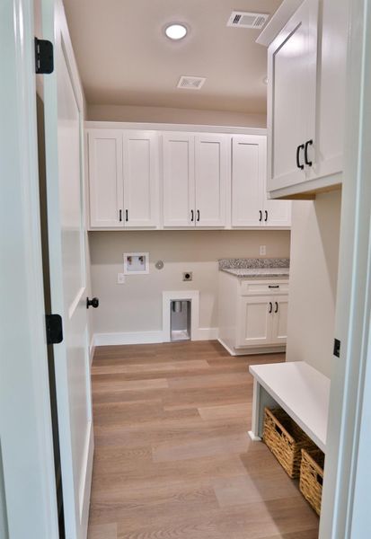Spacious utility room