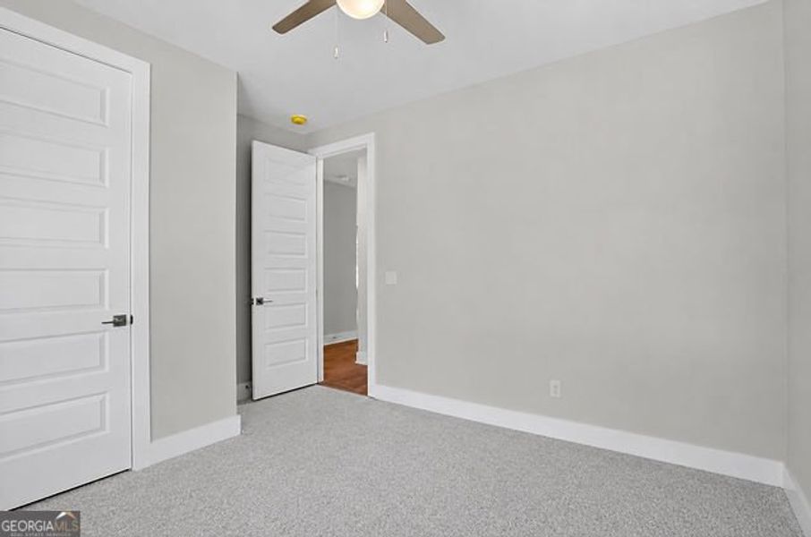 Spacious, unfurnished interior of a new home in The Manor at Gainesville Township, Gainesville (Image 28).