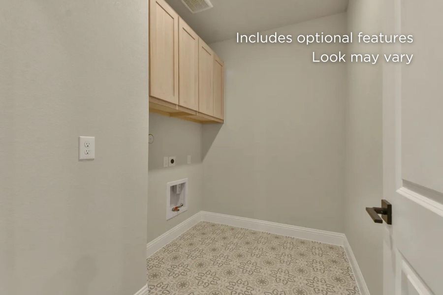 Image 7 of a home in Evergreen 50'.