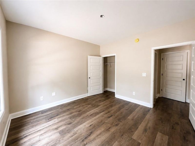 Spacious, unfurnished interior of a new home in , Nicholson (Image 9).