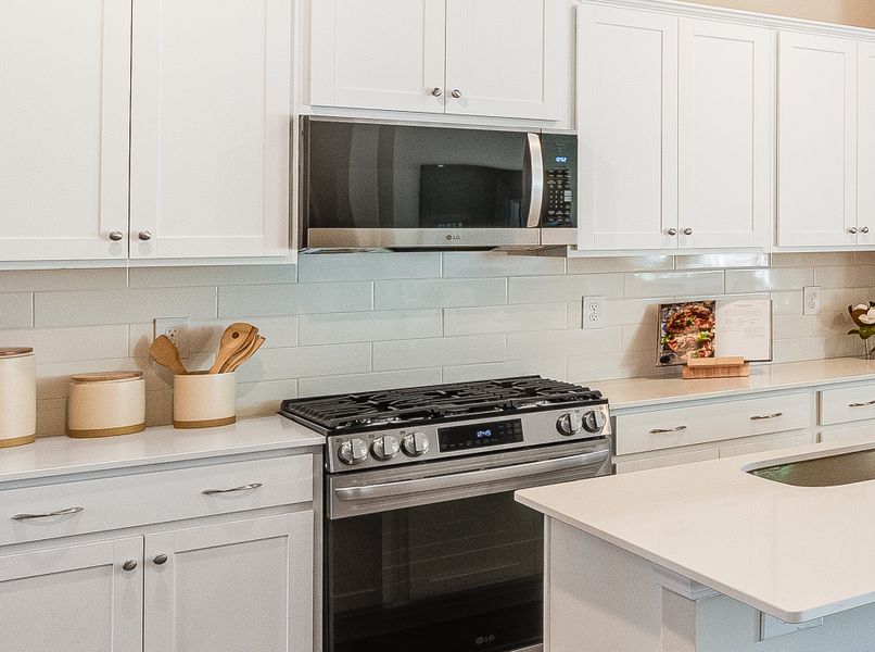 EI Kitchen Gas Range Walk