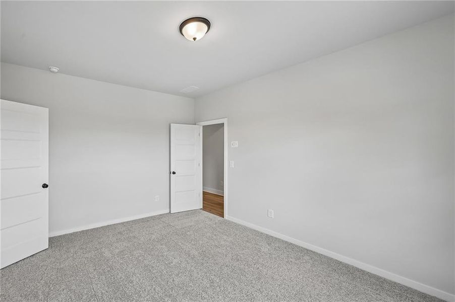 Spacious, unfurnished interior of a new home in Fowler Farms, Auburn (Image 37).