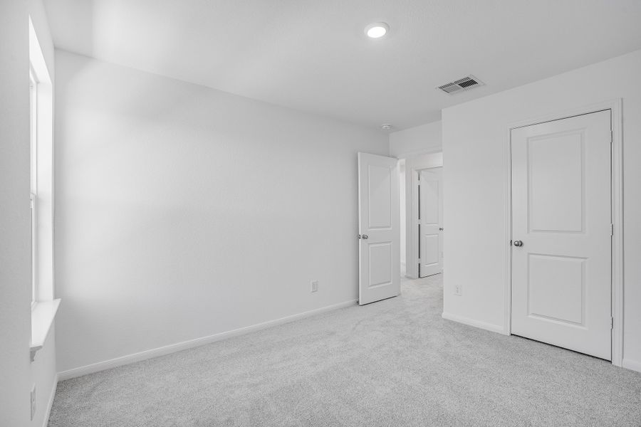 Representative unfurnished interior of a home built from the Paisley by Taylor Morrison in Hockley Meadows, Hockley (Image 29).