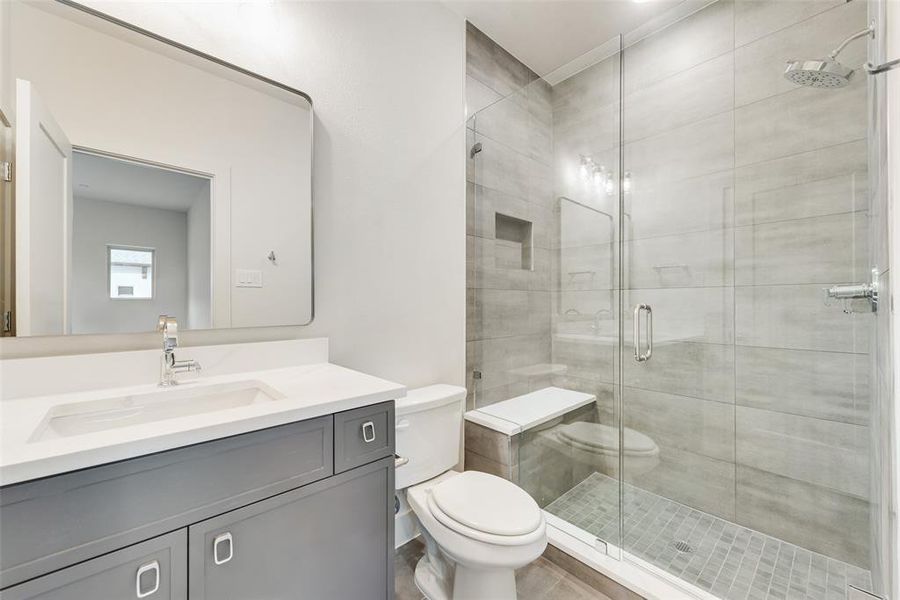 Furnished interior view inside a new home in , Lake Dallas (Image 9). Furnished interior view inside a new home in , Lake Dallas (Image 9).