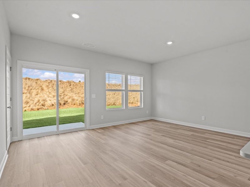 Spacious, unfurnished interior of a new home in Northbrook Village Townes, Taylors (Image 12).